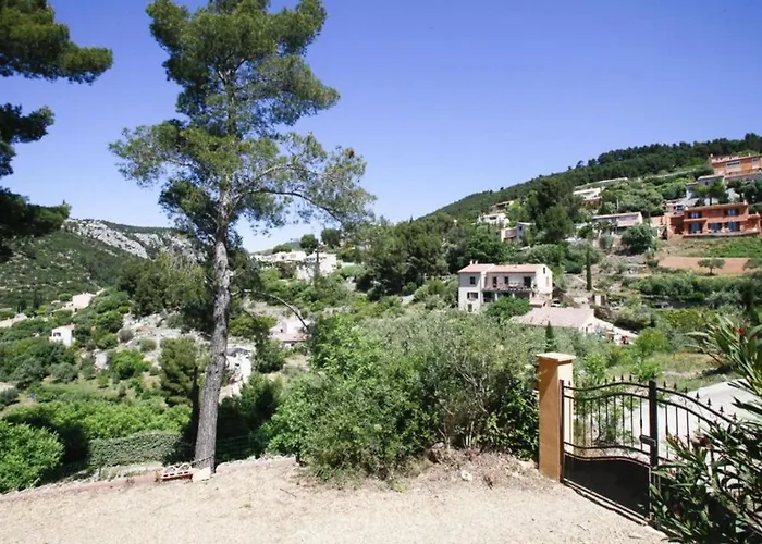 La Pinede Penchee 5km Des Plages * Ollioules